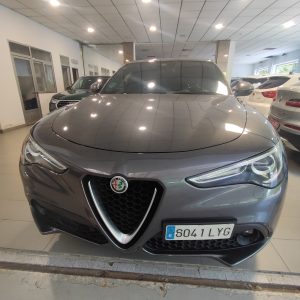 Vehiculo ocasión, ALFA ROMEO STELVIO 190CV 2.2 DIÉSEL GRIS OSCURO, Ibermovil Motor Puertollano